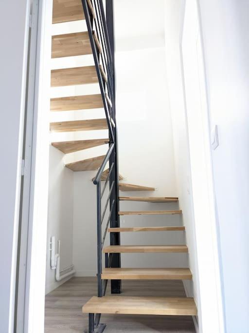 Grande Maison Renovee A 7 Min Du Metro Romainville Bagian luar foto